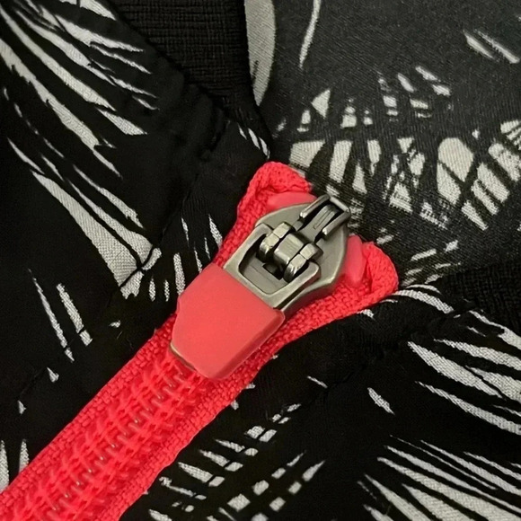 Fabletics Diana Bomber Athletic Jacket Malibu Print Hot Coral - Picture 12 of 13